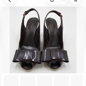 Women size 37 Louis Vuitton
Monogram Heel 7Cm Sandals
Pumps